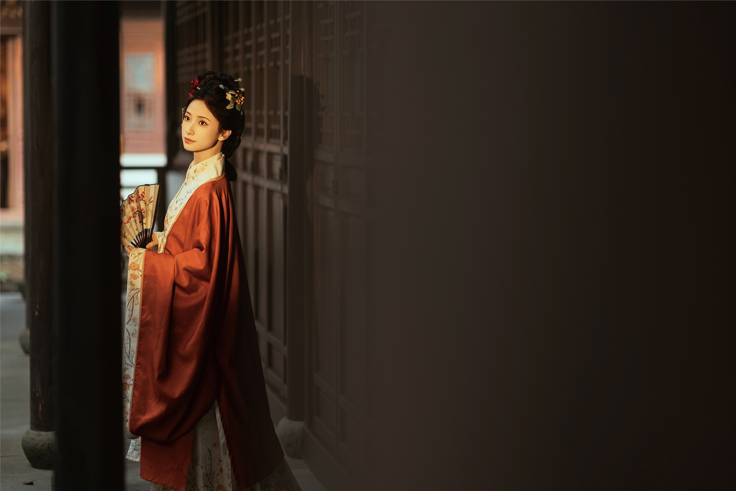 YITUYU艺图语 2025.01.26 秋游故寺 眸小妖